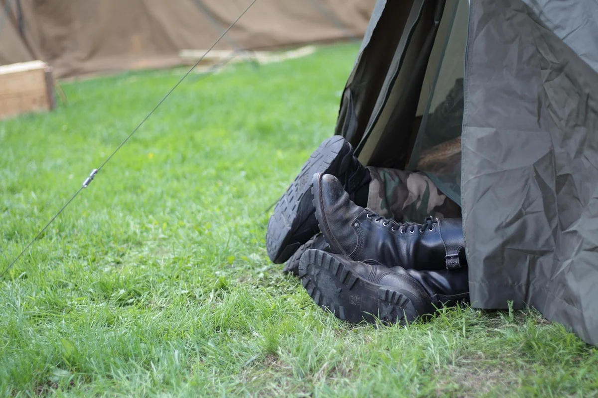 Camping aménagé ou bivouac : que choisir pour une première fois ?